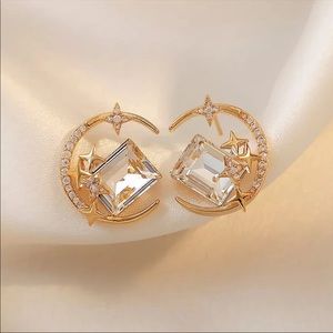 Mythical Crescent Moon Diamond Earrings